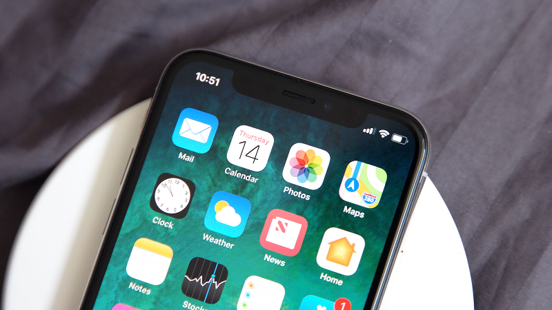 3D depth scanning and facial recognition tech will be coming to a lot more phones in 2018. (Image: Sam Rutherford/Gizmodo)